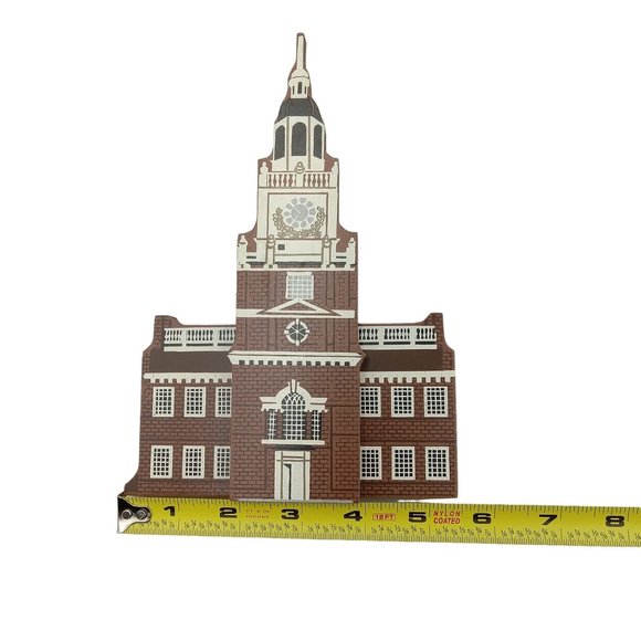 Shelia Independence Hall Wood Shelf Sitter 1990 Made in the USA Retired - Picture 8 of 8